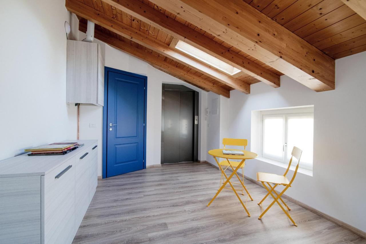 Spazio 77 - The House Of Travelers Guest house