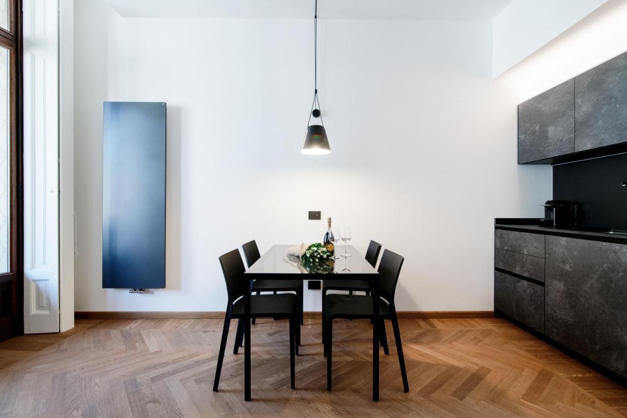 Dome's Charme - The House Of Travelers Apartment Como