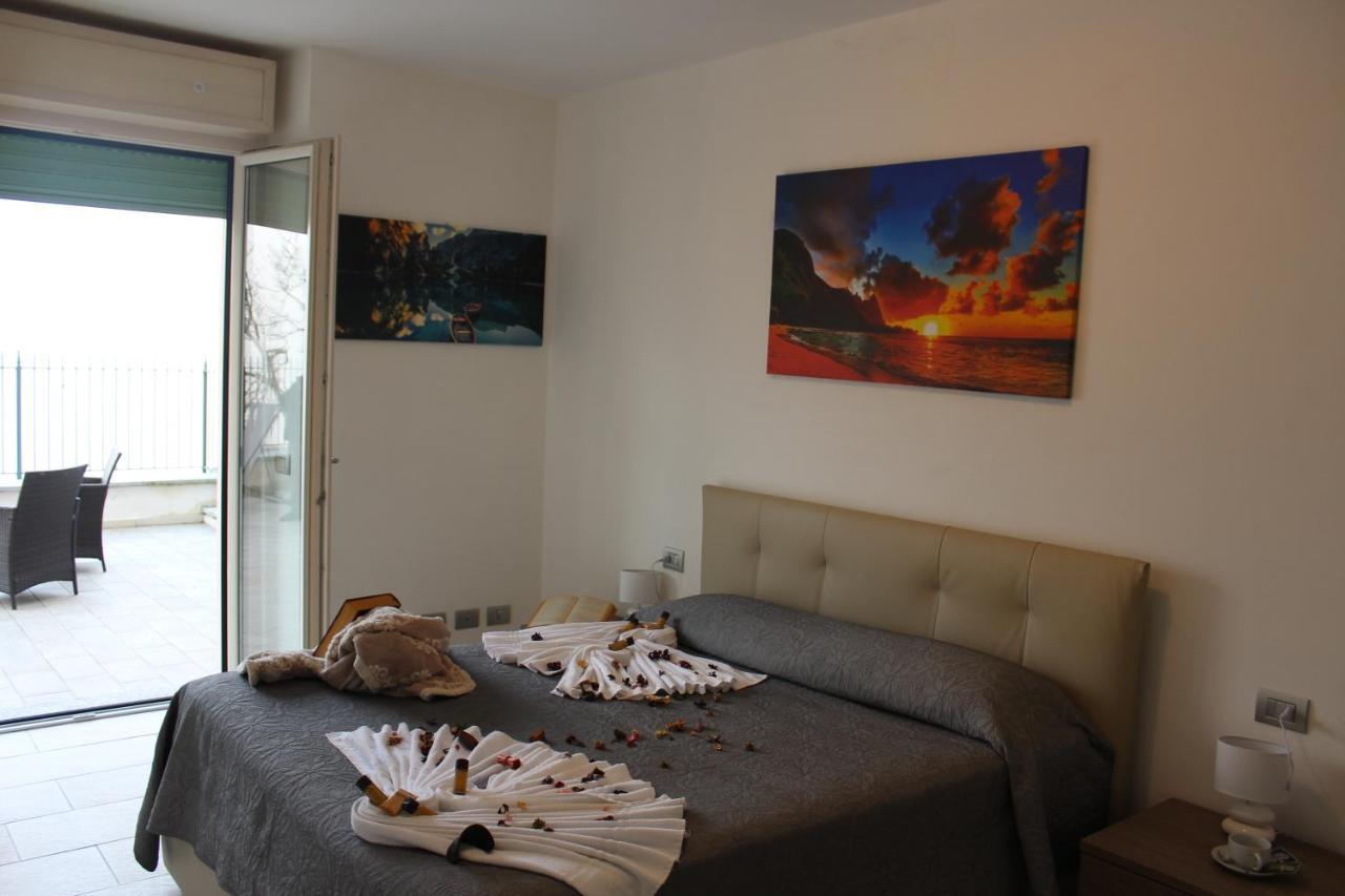Apartment Romantic Dream On The Lake