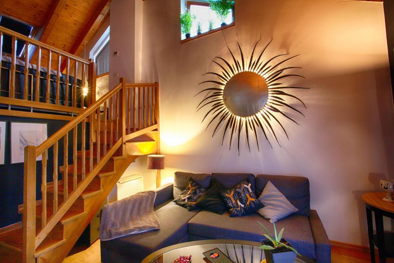 The Cozy Nest -