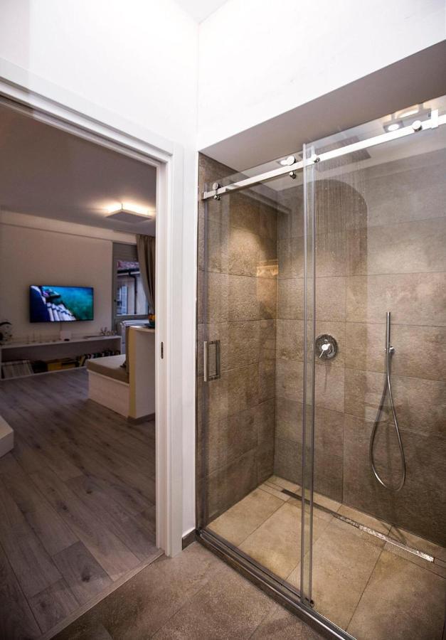 Apartment Downtown Como-luxury *
