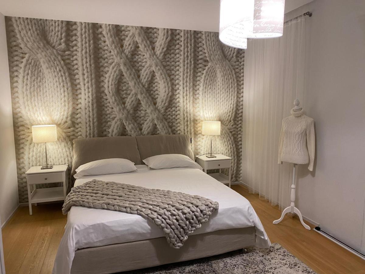 Bianca Apartment Como