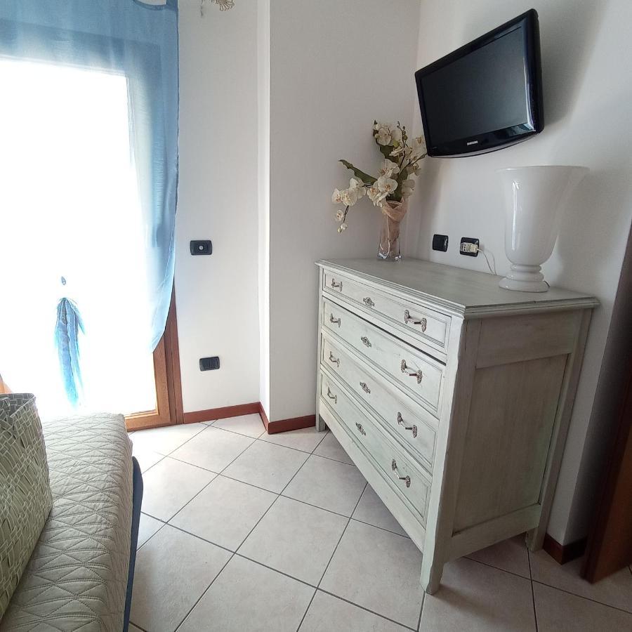 Little Flower Apartment