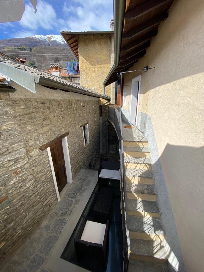 Independent Stone House With View Ferienhaus