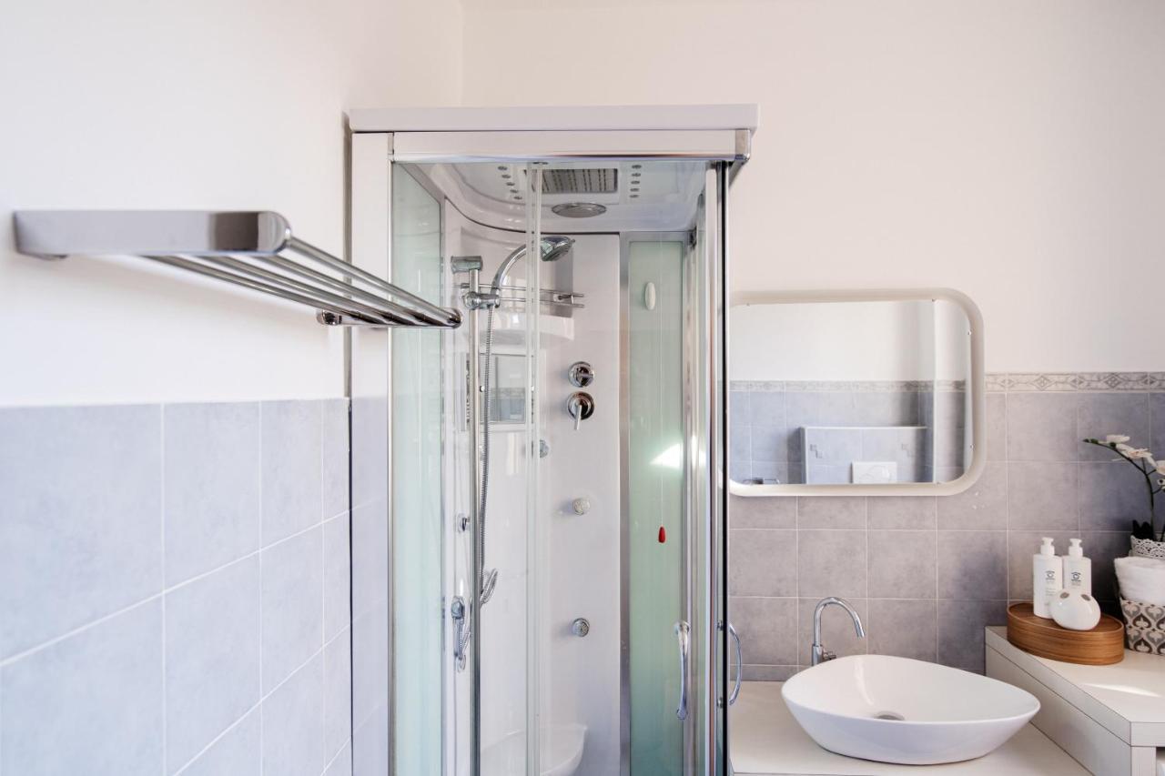 Domus - Bymyhomeincomo * Como