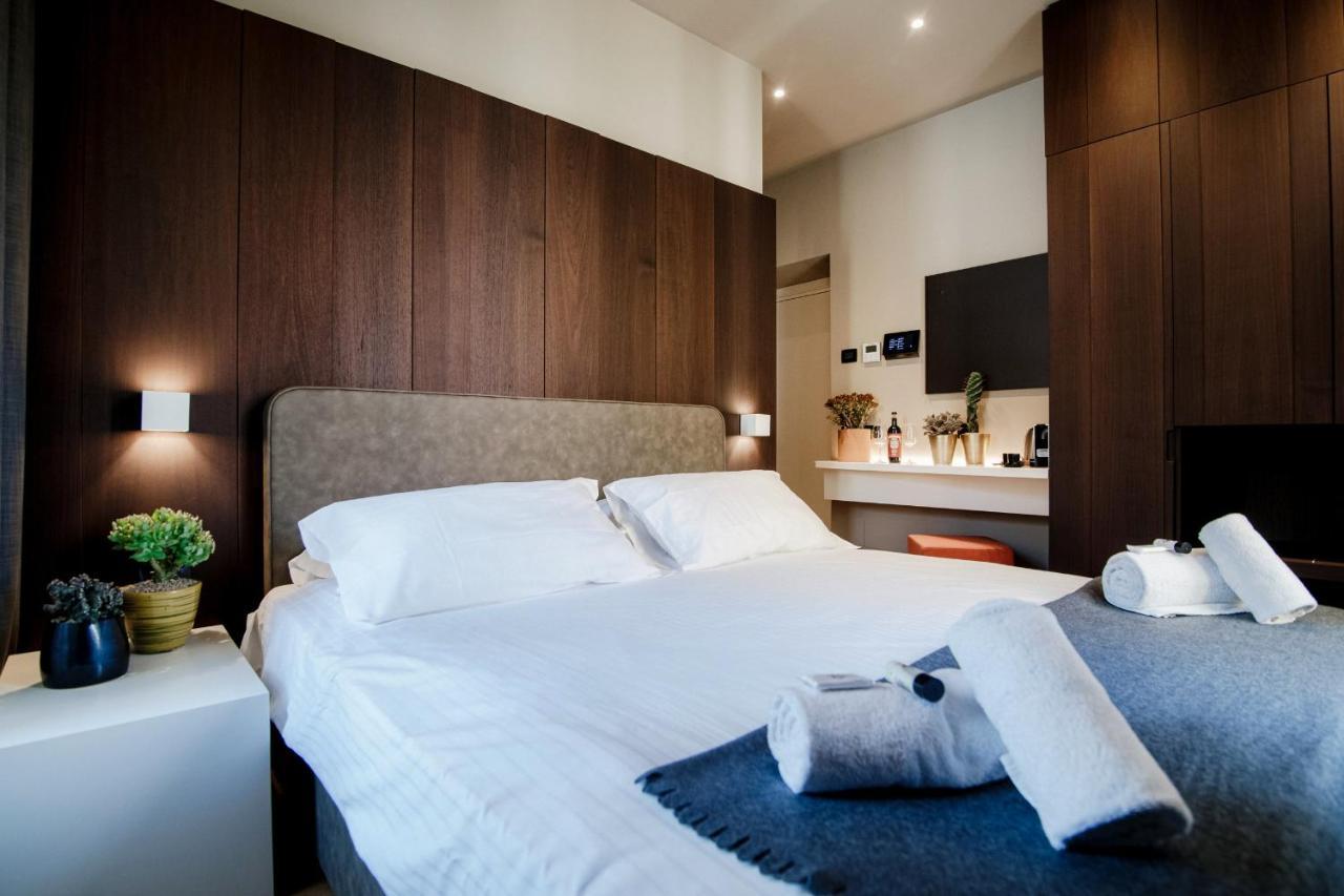 Ama 18 - The House Of Travelers- Gasthof Como