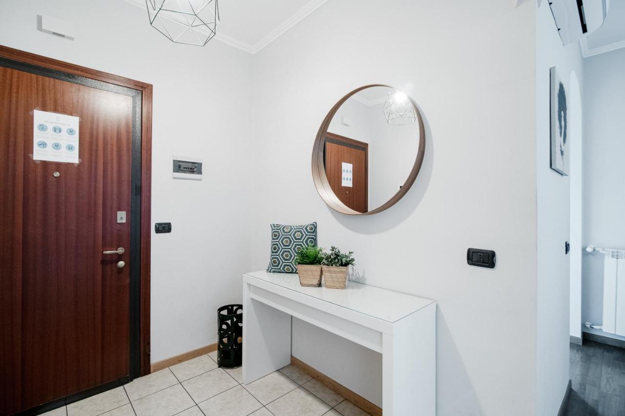 Domus - Bymyhomeincomo *
