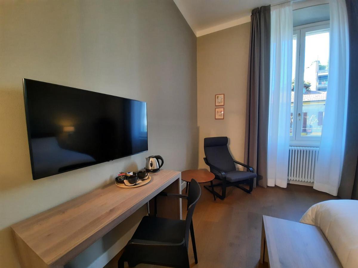 Santagata Guest house Como