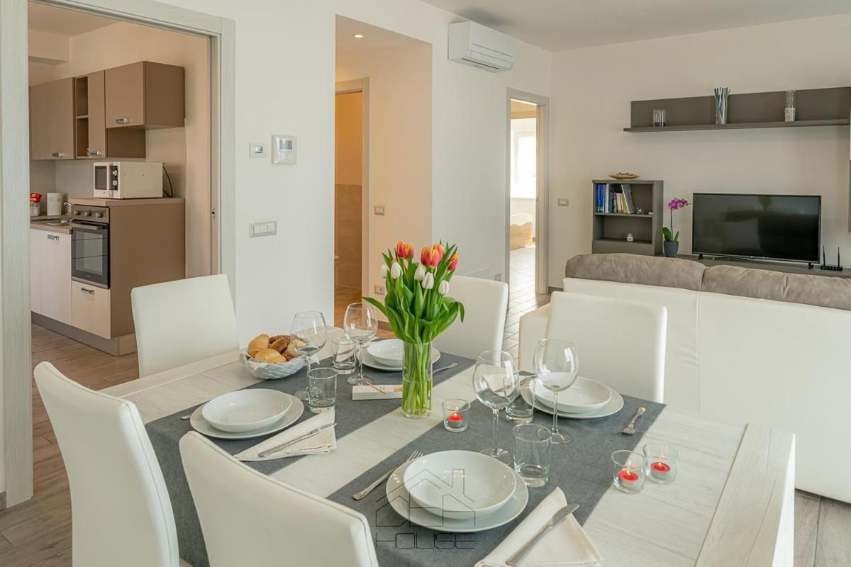 Apartment Dea House *