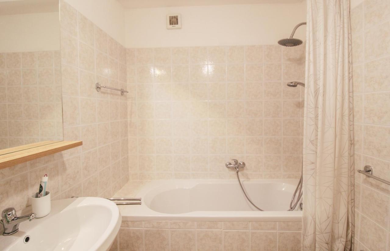 Apartment Mimosa 24 Acquaseria