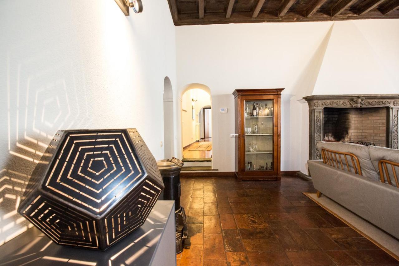 Apartment Historical In The Center Of - Larihome A02 *