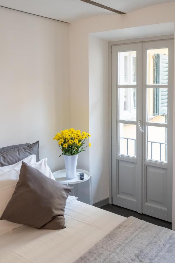 Apartment Maison Toma In Centre By Rent Como