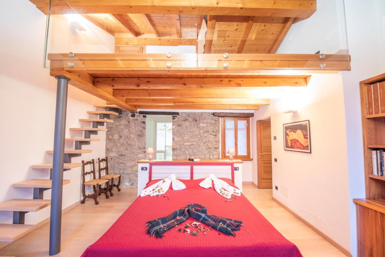 Apartment Claudia Tuscany Style Lezzeno