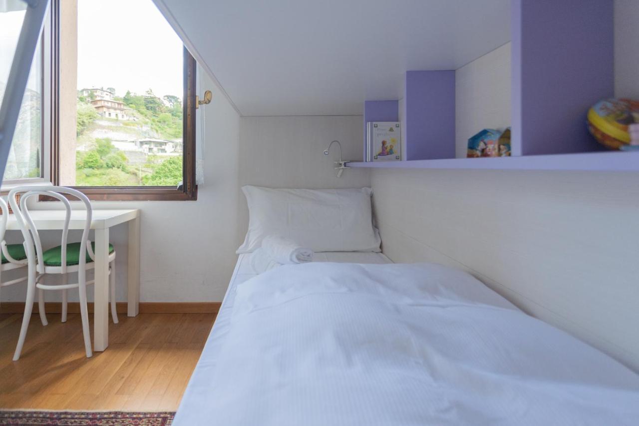 Vacation Family In By Rent Apartment Tremezzo