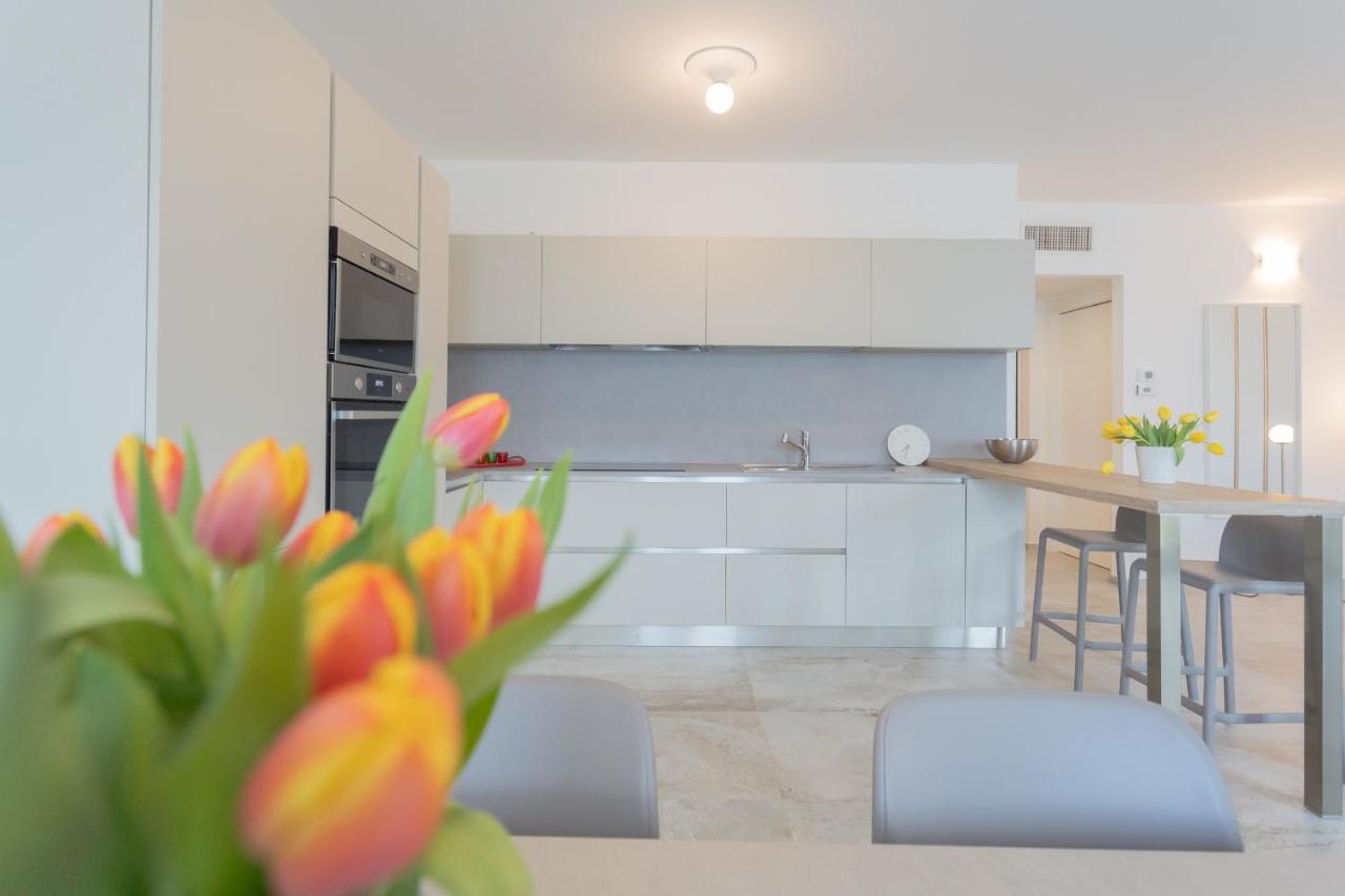 Dream View - Private By Rent Apartment Lezzeno