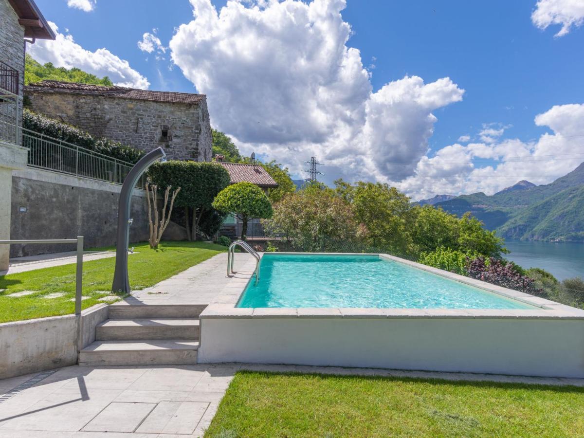 Alloro By Interhome