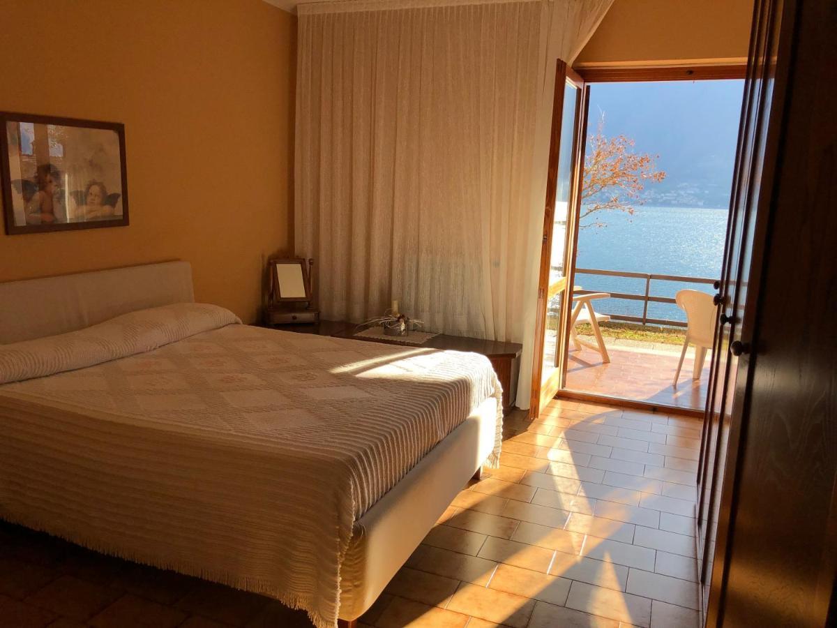 House Gloria - With Lake View