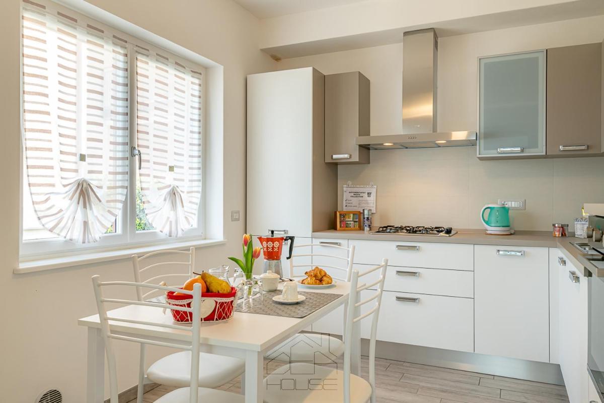Dea House Apartment Nesso