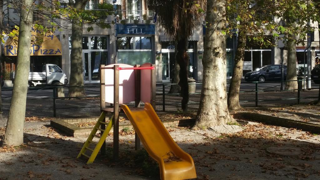 Hll Lungolago Lecco-como 3*
