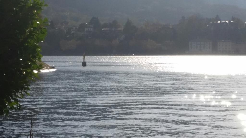 Hll Lungolago Lecco-como