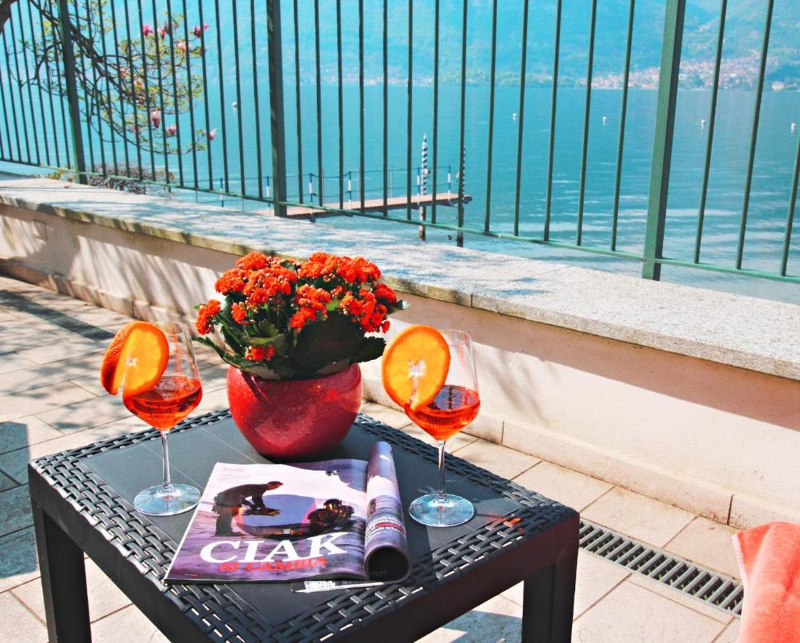 Romantic Dream On The Lake