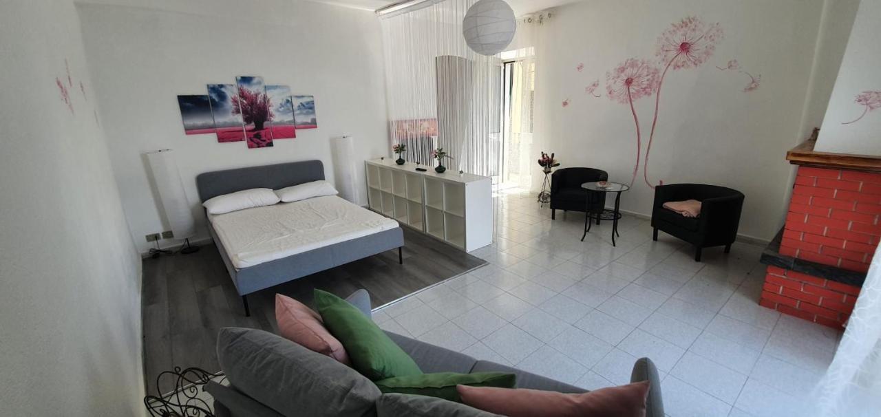 Sul Lago Fiumelatte Apartment Varenna