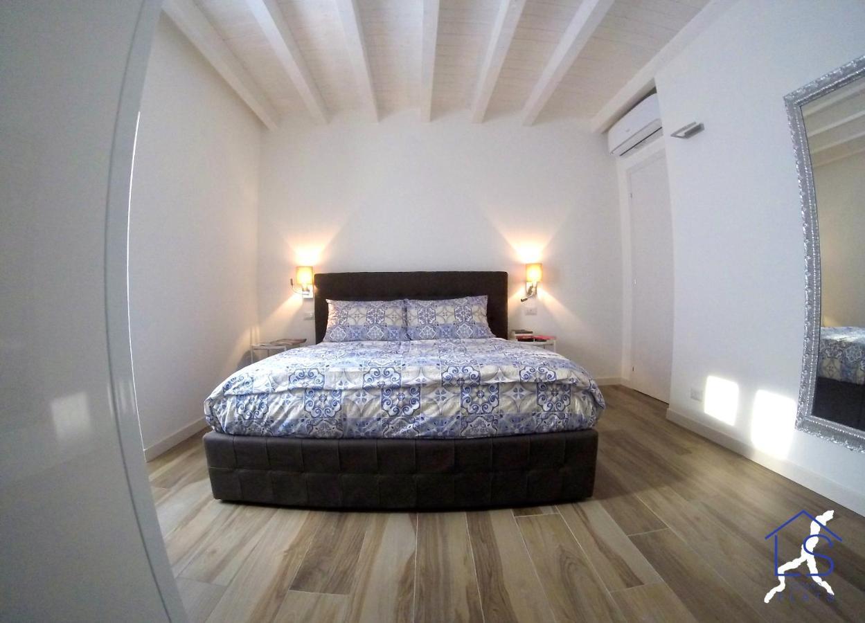 Flats Apartment *