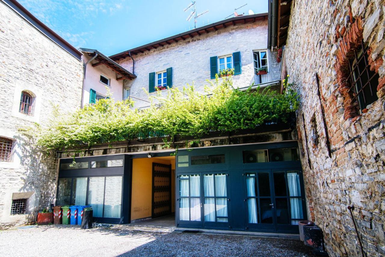 Palazzo Del Pero -by House Of Travelers-