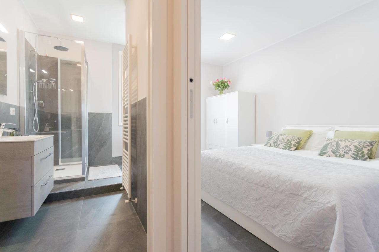 Sant'agostino By Rent * Como