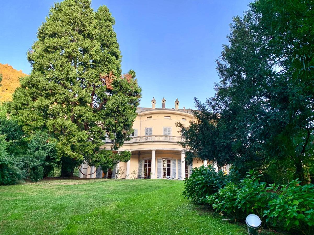 Villa Platamone *