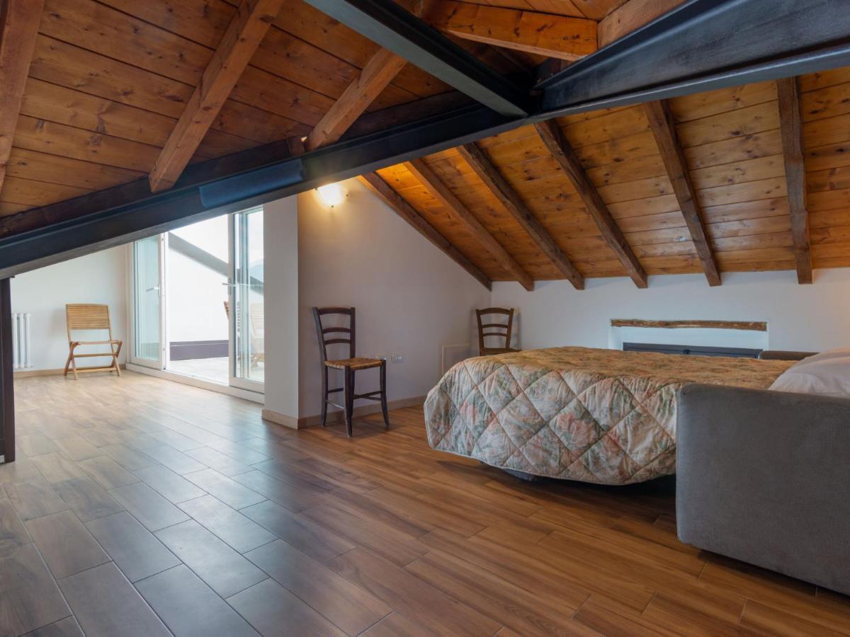 Alloro By Interhome Perledo