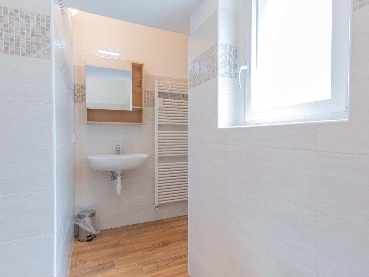 Alloro By Interhome Apartment Perledo