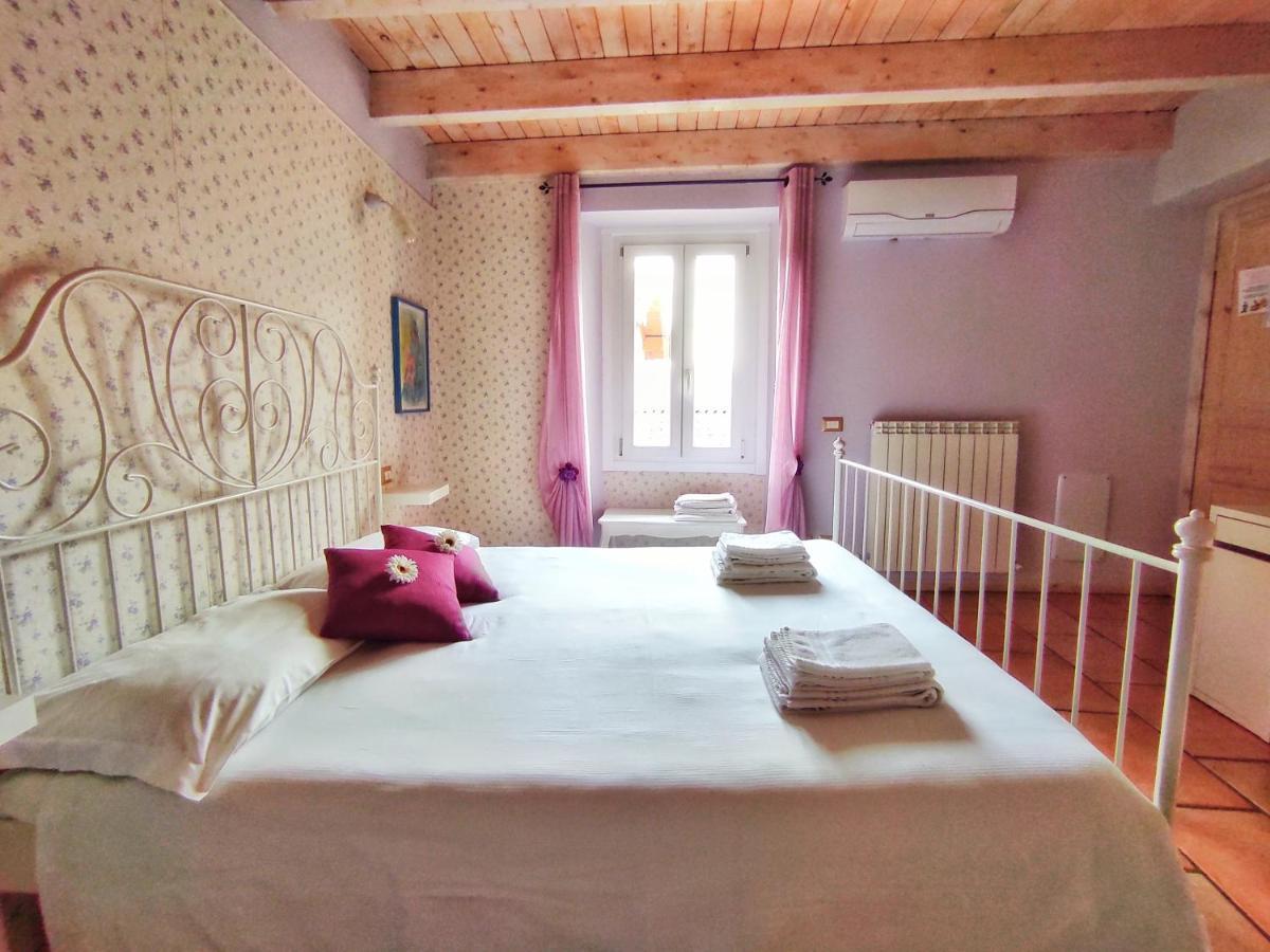 Rocca Dell'innominato Bed & Breakfast