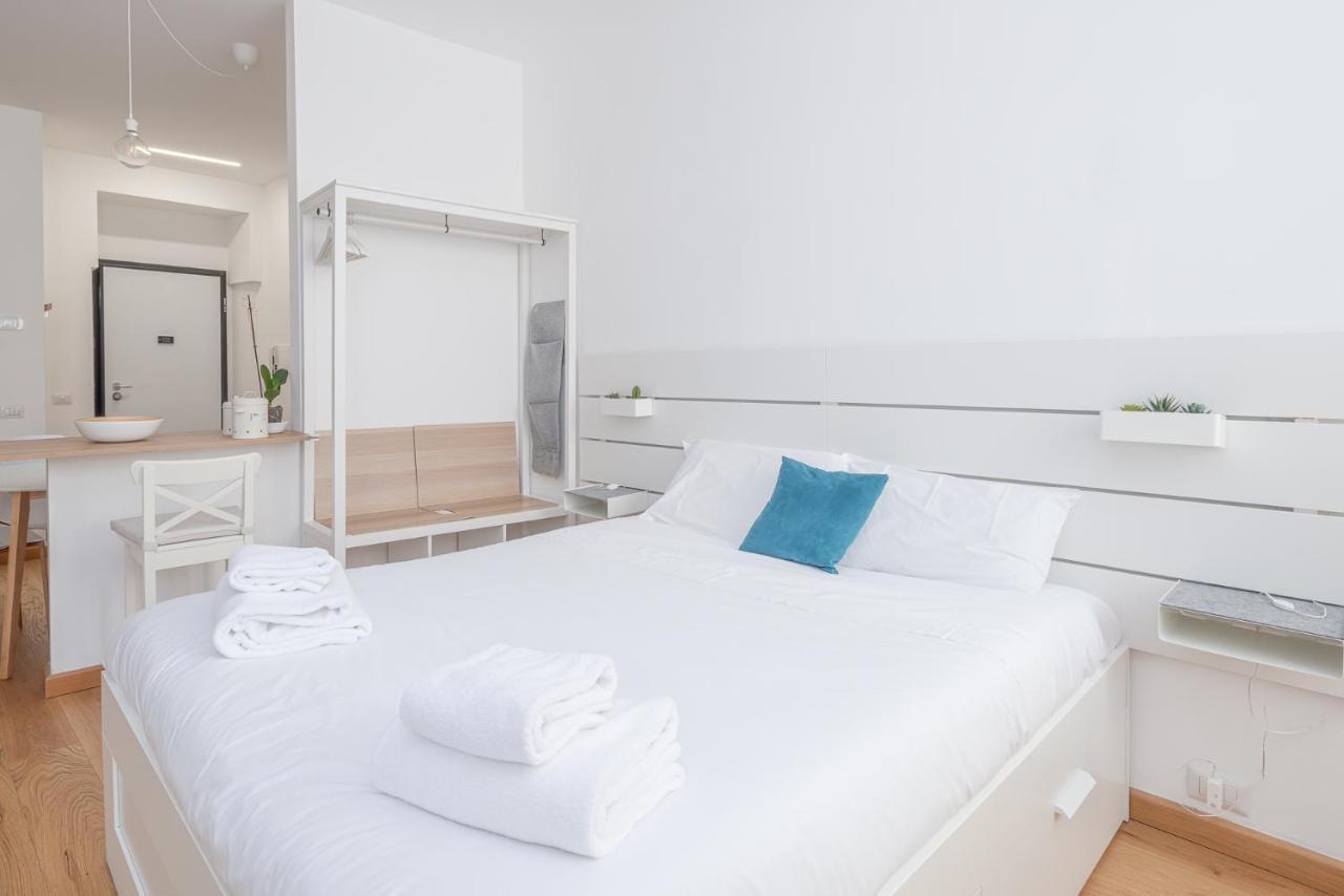 77 In Centro Citta By Holiday Solutions Apartment Como