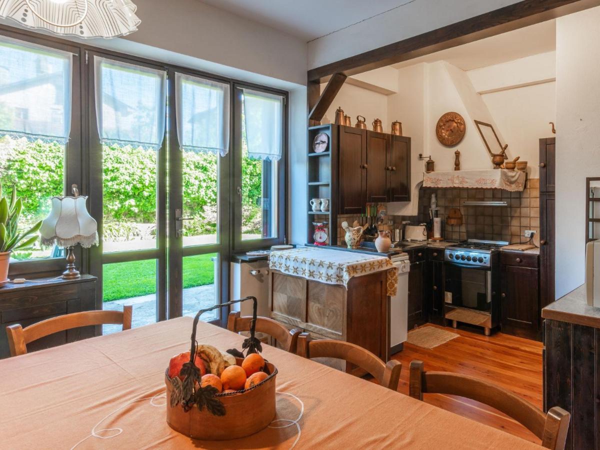 Apartment Il Giardino By Interhome Dongo