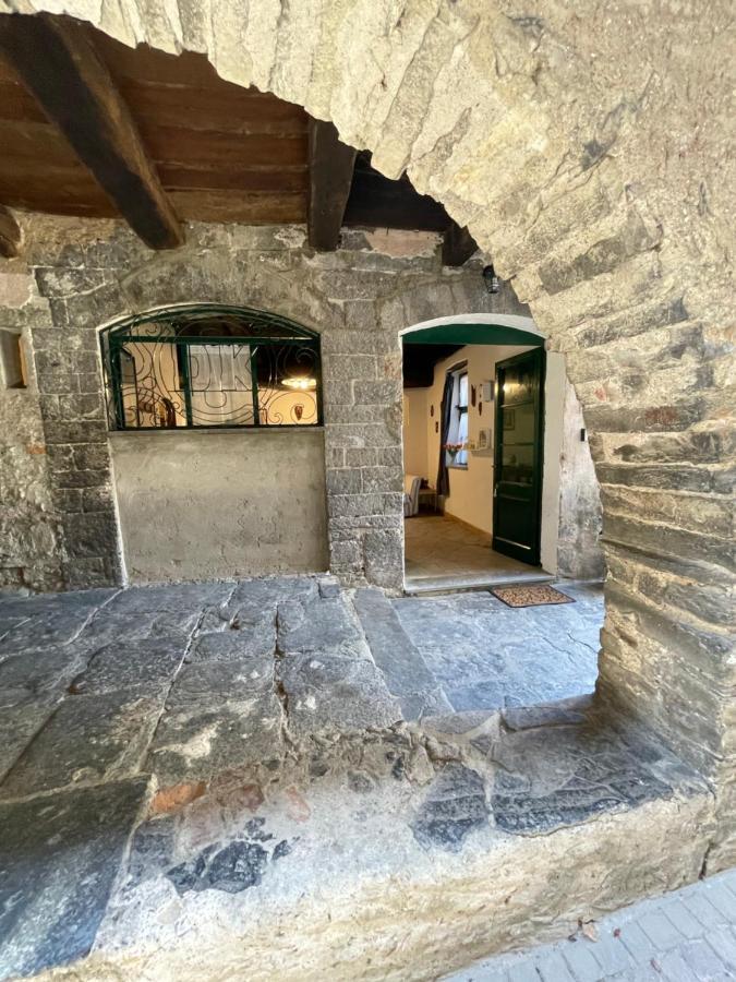 La Casa Nei Vicoli: In Centro A Due Passi Dal Apartment Mandello del Lario