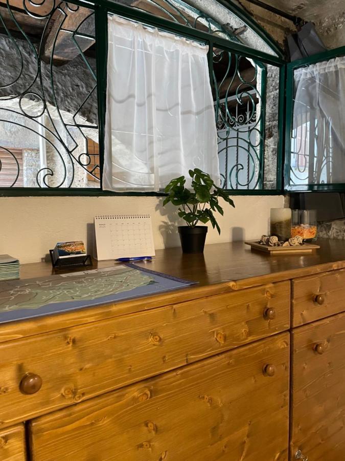 La Casa Nei Vicoli: In Centro A Due Passi Dal Apartment Mandello del Lario