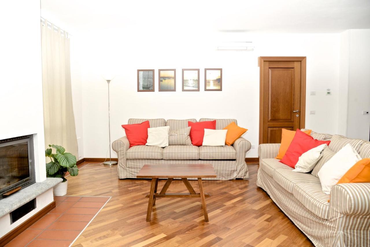 Casa Lory With Private Garden Apartment