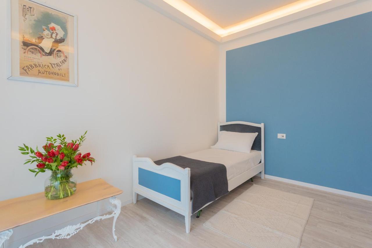 Acqua Chiara By Rent *