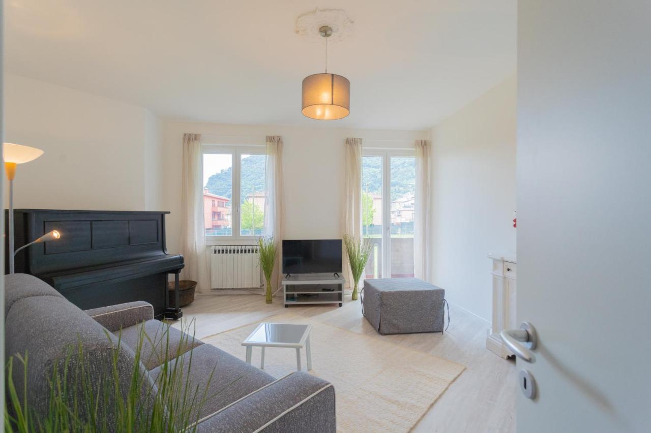 Acqua Chiara By Rent