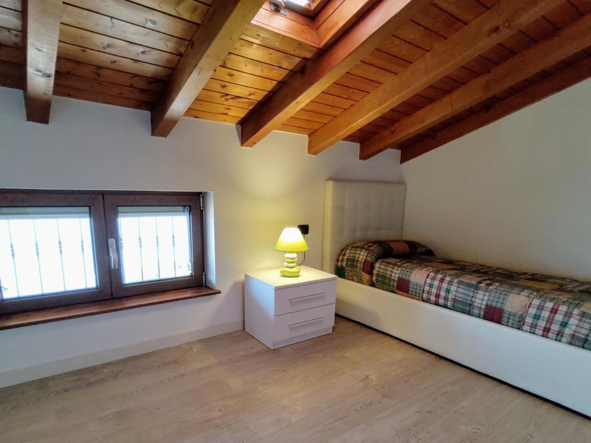 Alba E Robinia-2 By Interhome Apartment Gera Lario