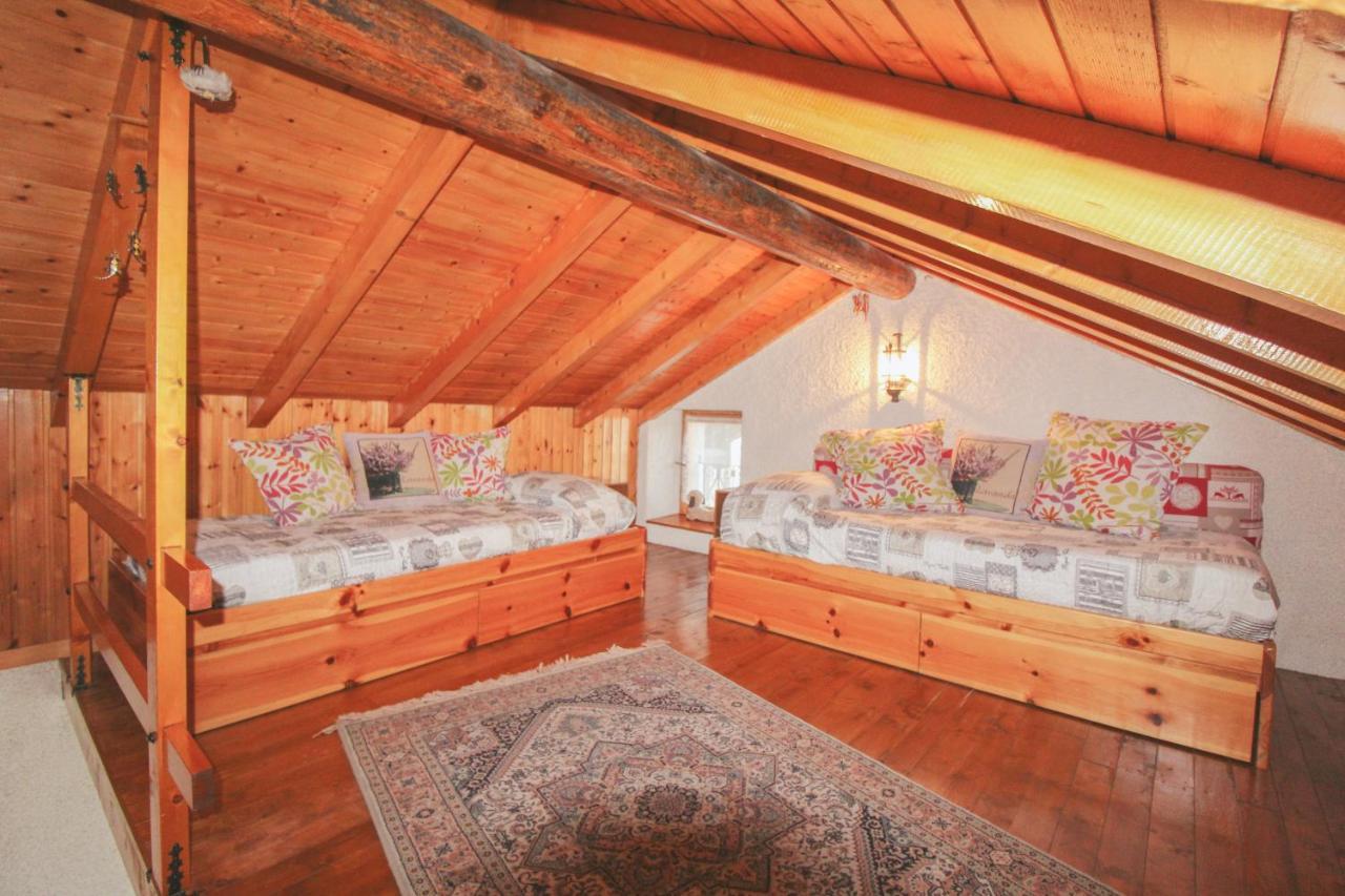 Casa Teresa Holiday home Gera Lario