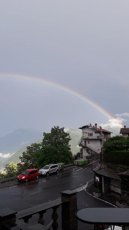 Appartamento With View - Italy