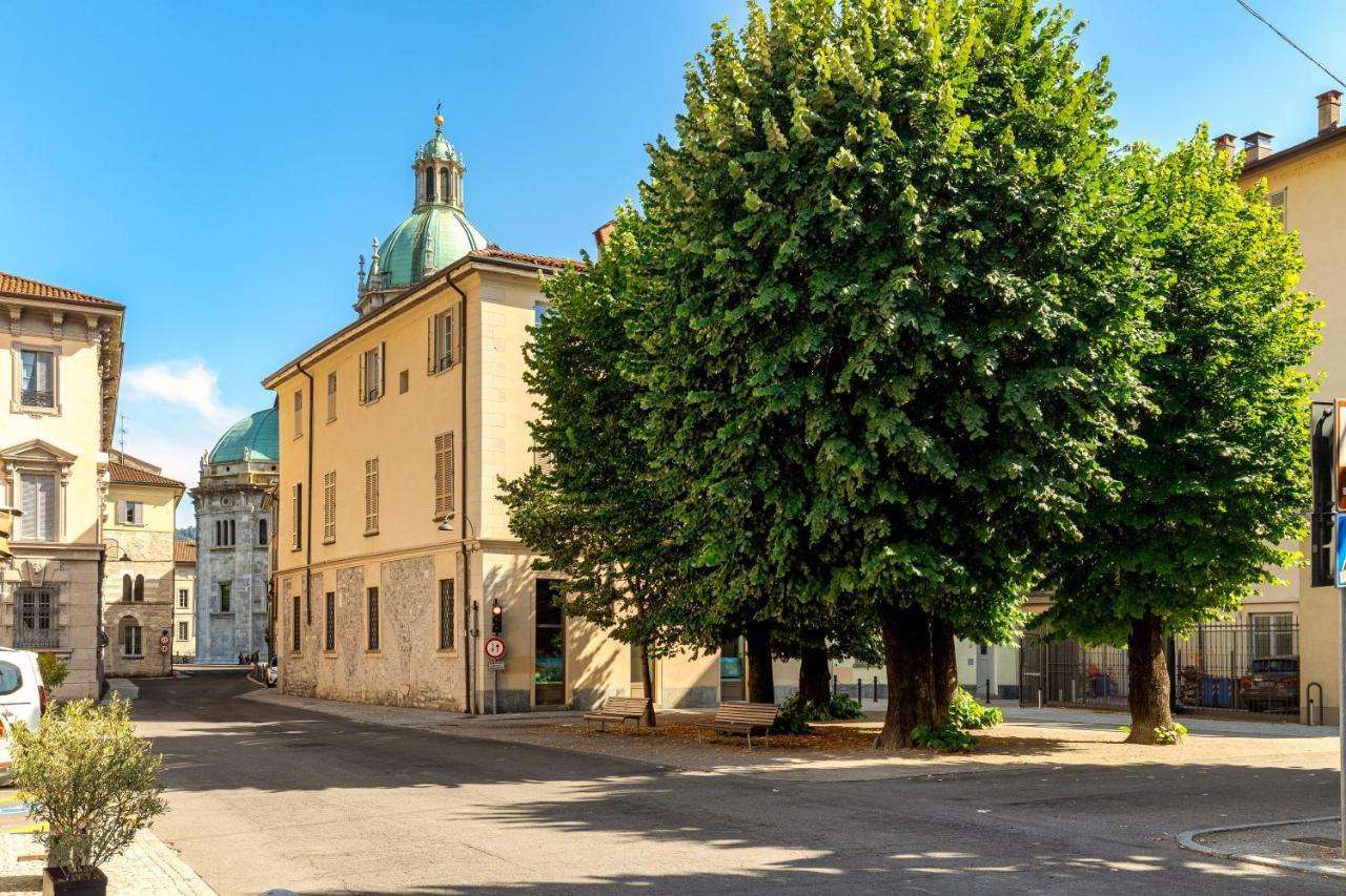 Palazzo Odescalchi Apartment *
