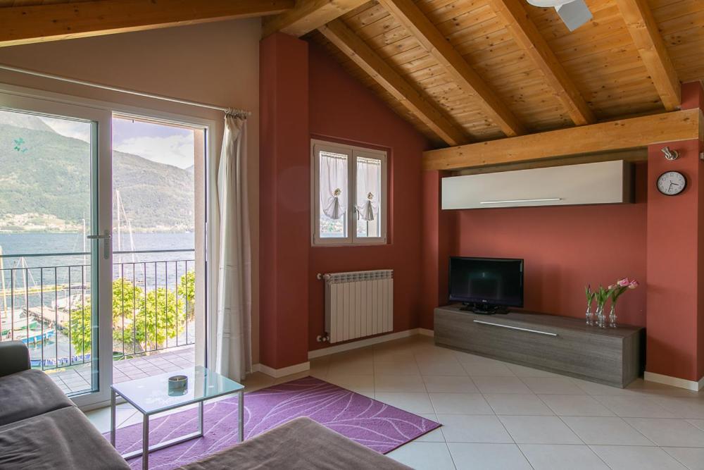 Casa Bellera Loft Holiday home Pianello Del Lario