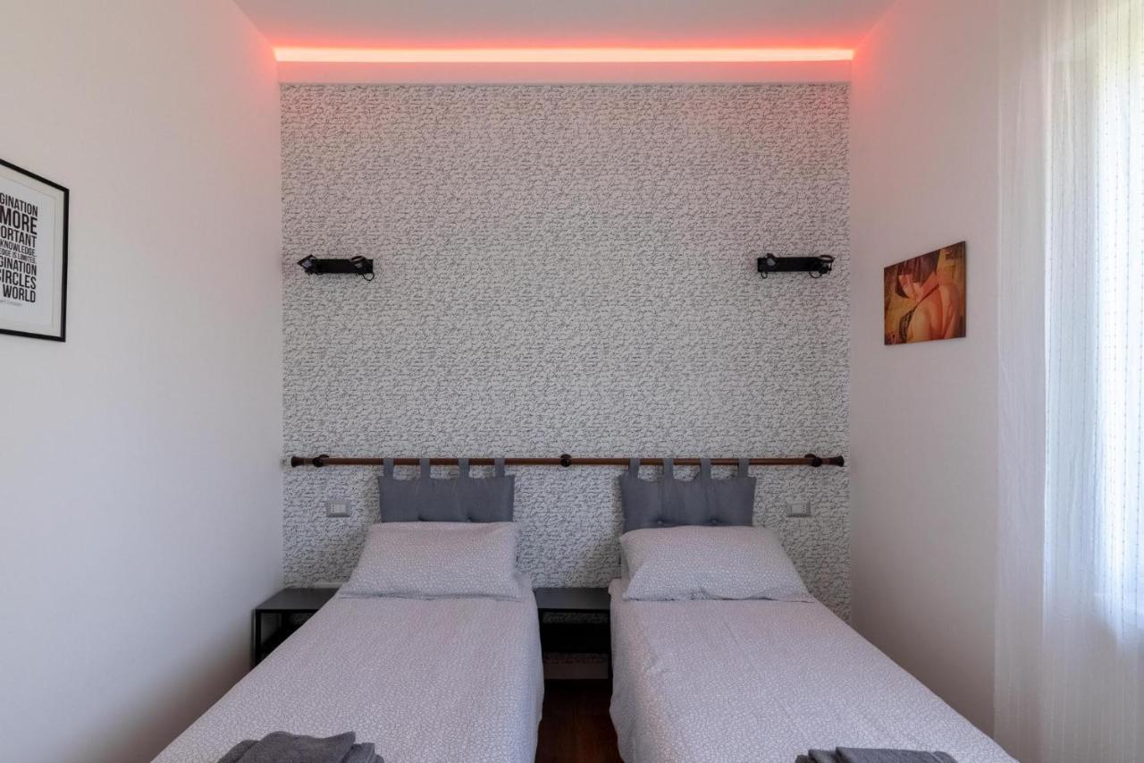 Holiday Cir-013075-cni-00516 Apartment
