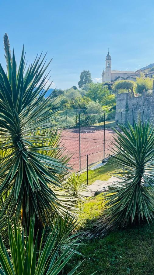 View, Swimming Pool, Tennis Court And Private Parking Holiday home