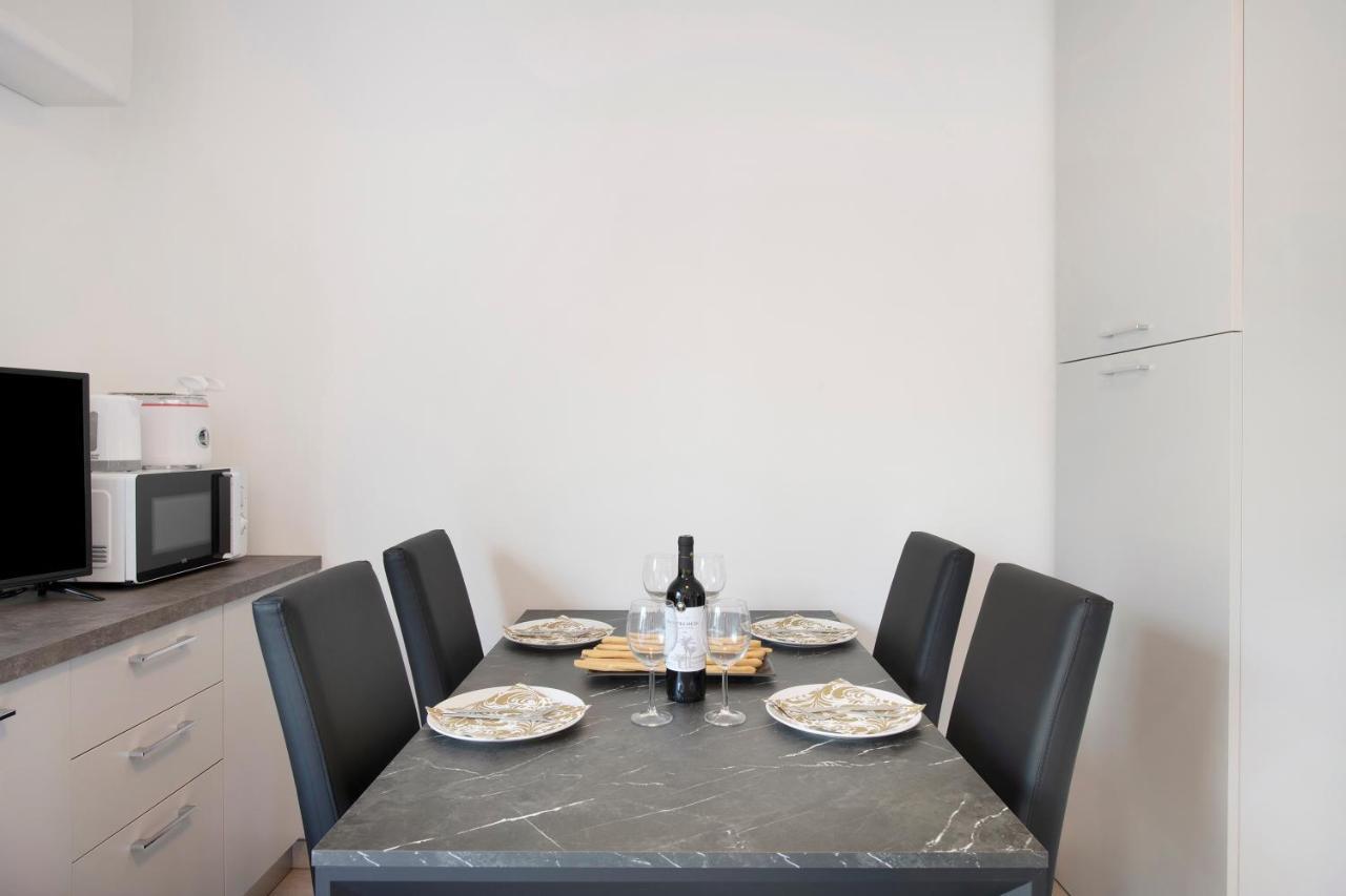 6 Il Tornante Apartment *