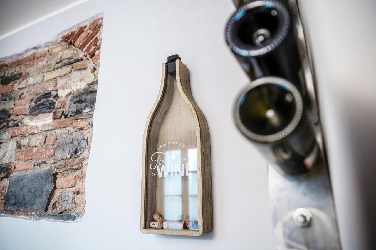 Wine House - The House Of Travelers Apartment