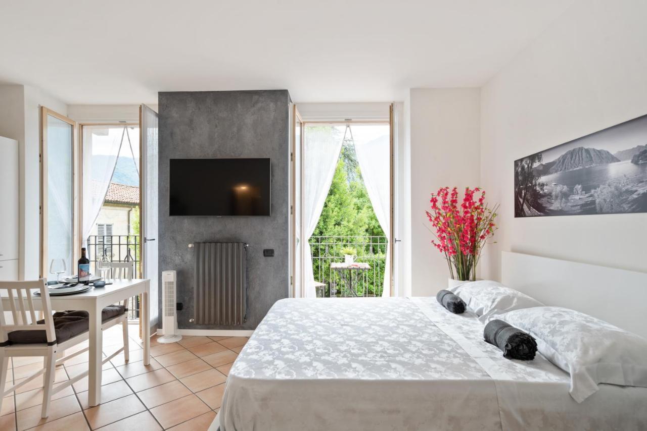 With Balcony And Private Parking Apartment
